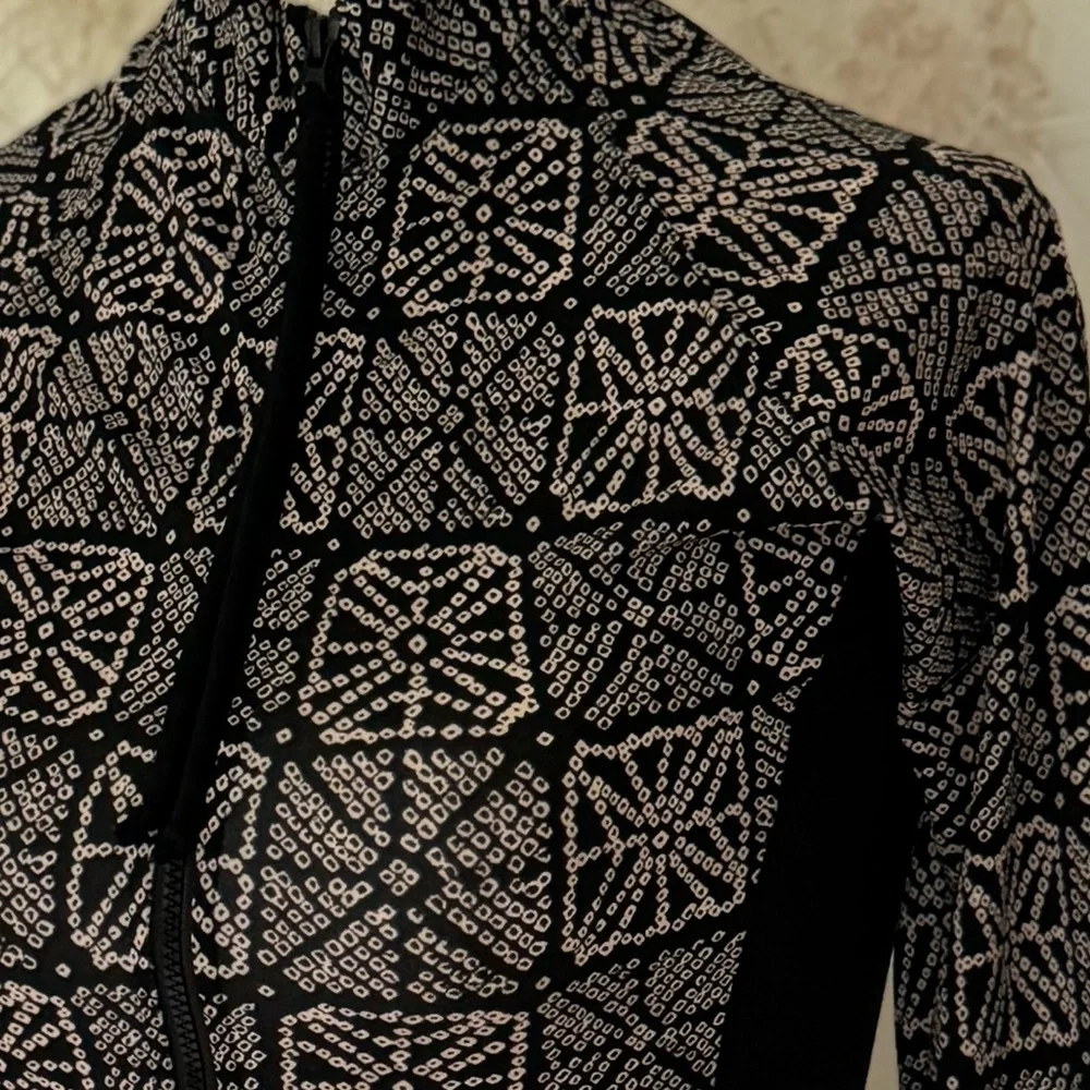 Fatface Rashguard - Picture 4 of 7